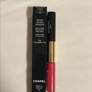 Chanel Rouge Double Intensité Ultra Wear Lip Colour - Strawberry Red